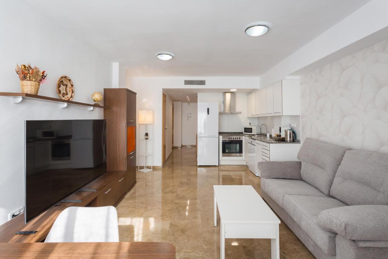 Appartamento Piso Familiar Cerca Del Centro, Ac Y Wifi Gratis *